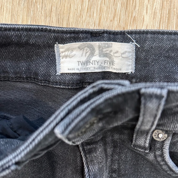 Free People Denim - We The Free Raw High Rise Jegging - Picture 2 of 4